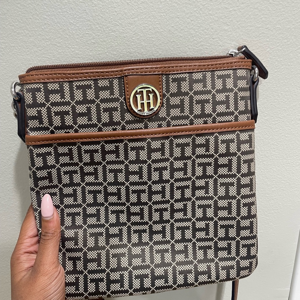 Tommy Hilfiger Geometric Black and Cream Crossbody Bag